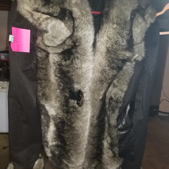 Jacket - Picture 2 of 2